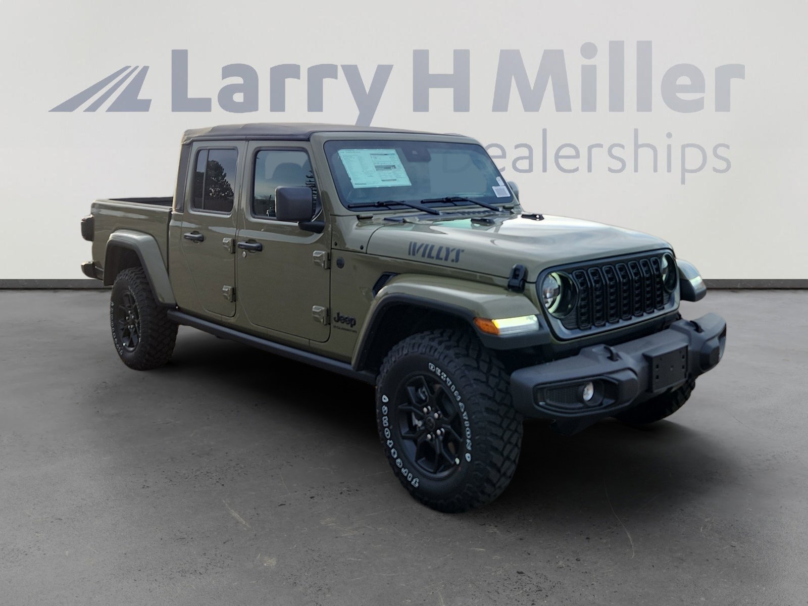 New 2025 Jeep Gladiator Willys AWD/4WD image 8