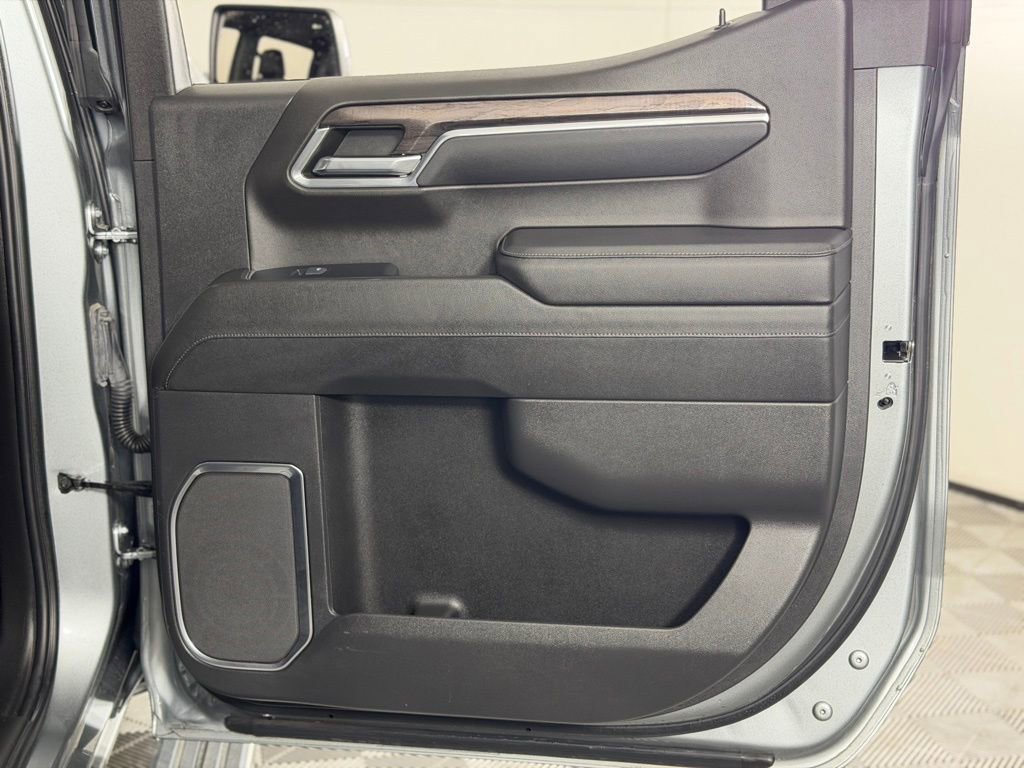 Certified 2023 Chevrolet Silverado 1500 LTZ w/ LTZ Premium Package image 46