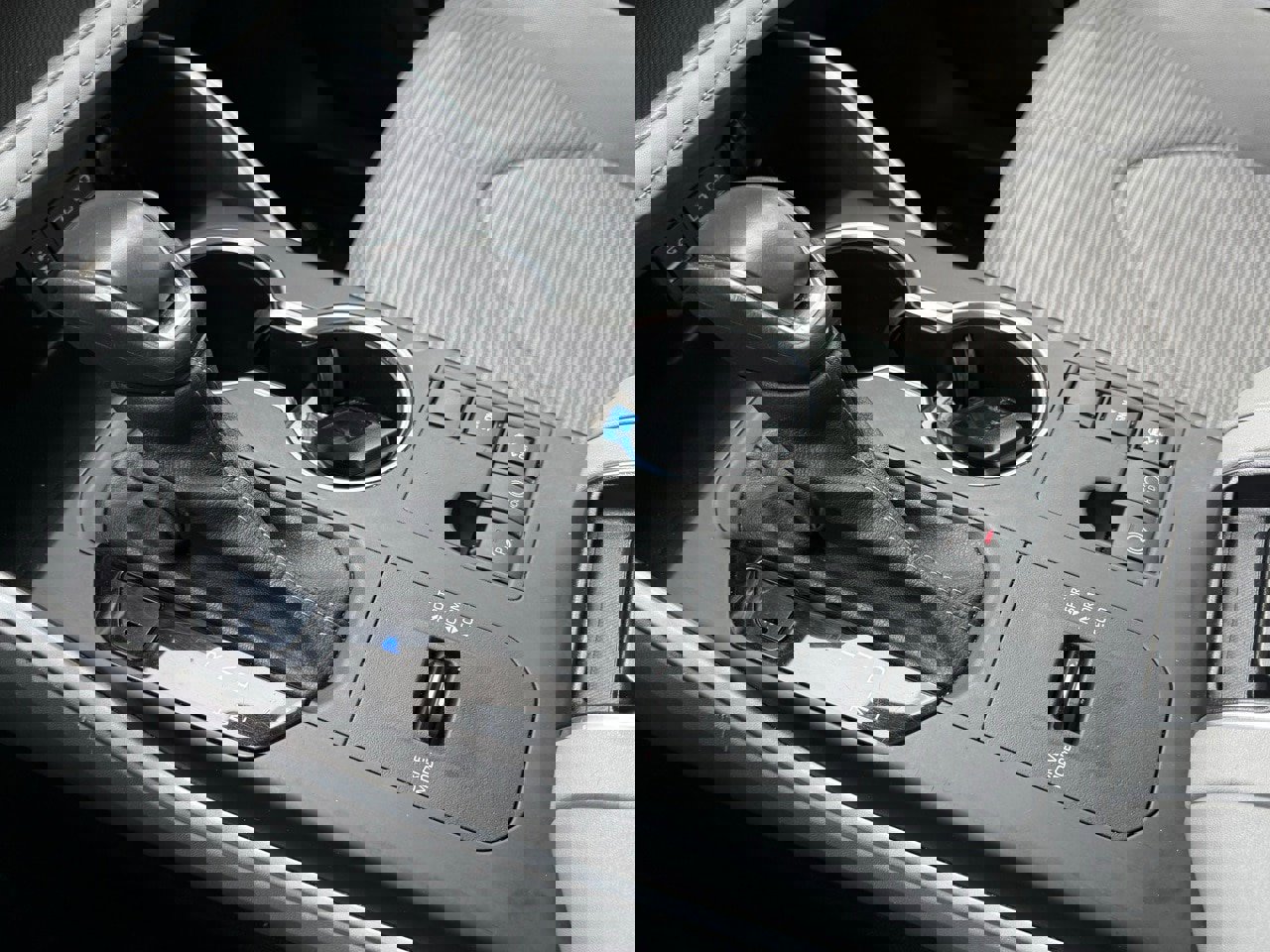 Used 2024 Toyota Highlander LE image 17