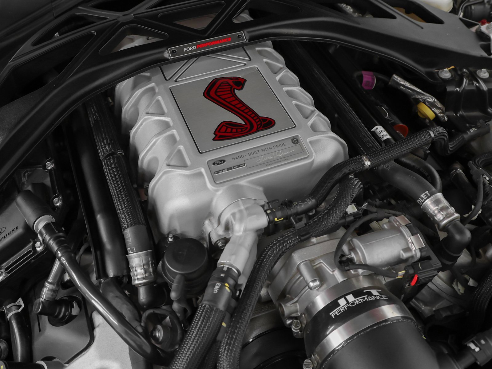 Used 2020 Ford Mustang Shelby GT500 w/ Carbon Fiber Track Pack image 33