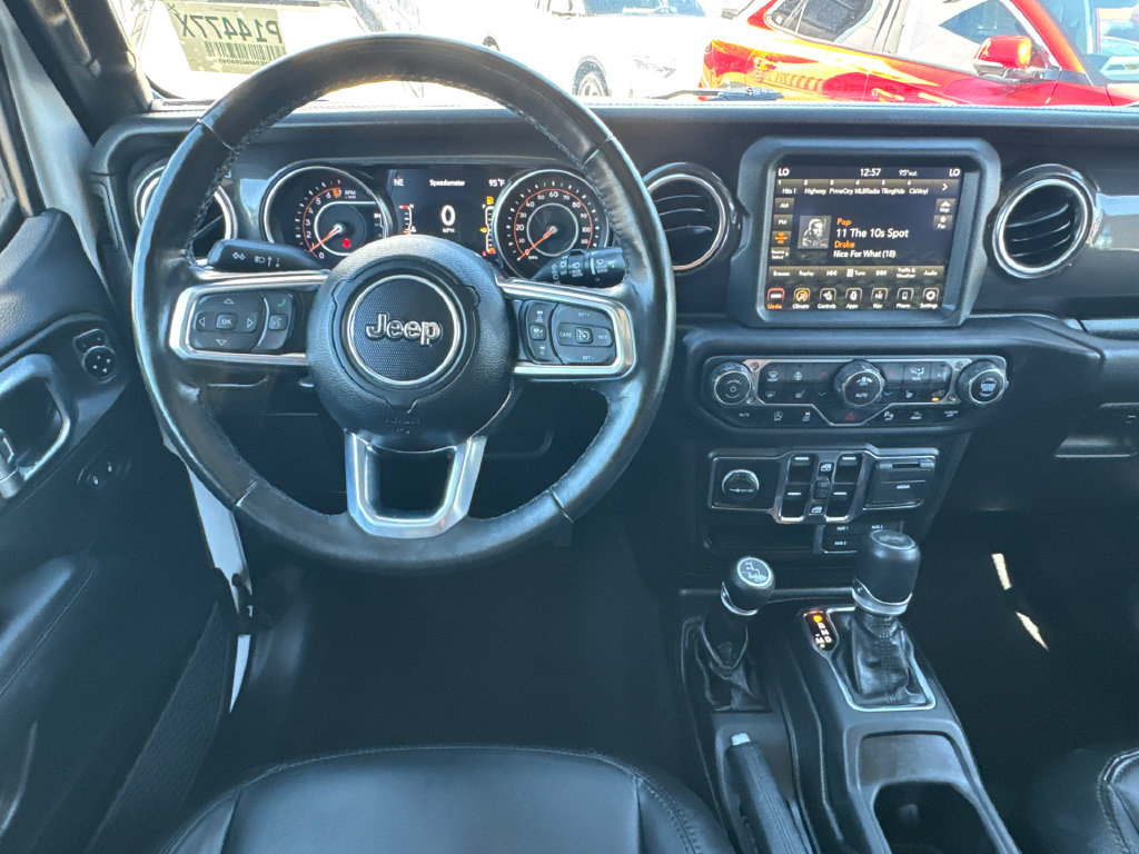 Used 2022 Jeep Wrangler Unlimited Sahara AWD/4WD image 21