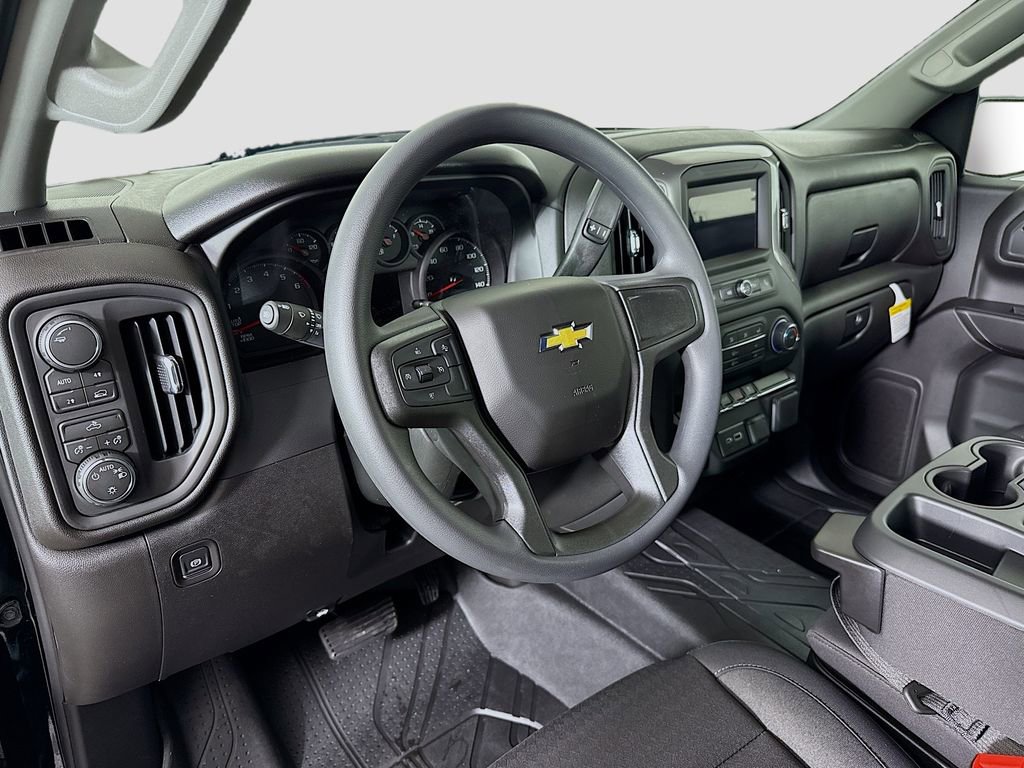 New 2026 Chevrolet Silverado 1500 Custom image 9