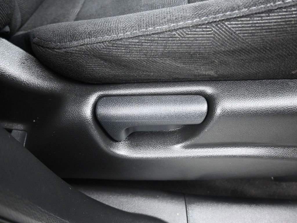 Used 2019 Honda Pilot LX image 50