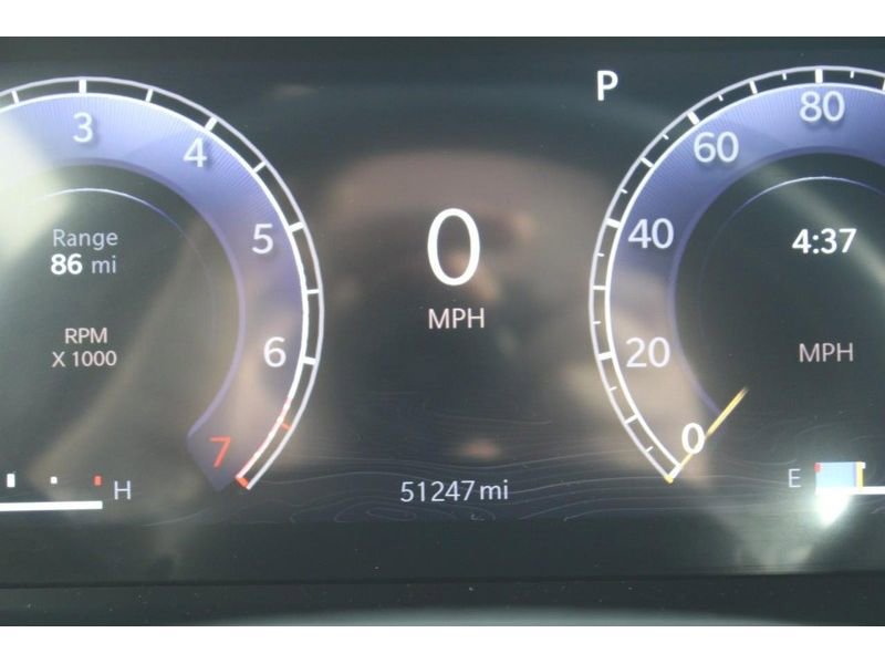 Used 2023 Jeep Grand Cherokee Altitude AWD/4WD image 24