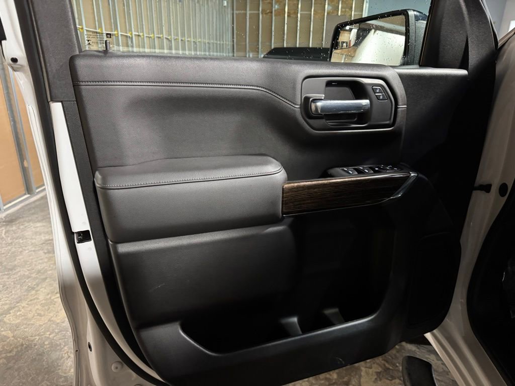 Used 2020 GMC Sierra 1500 SLE w/ Preferred Package image 14