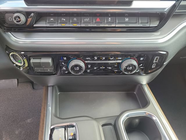 New 2026 Chevrolet Silverado 1500 High Country w/ Technology Package AWD/4WD image 31