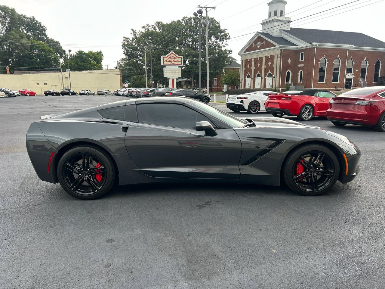 Used 2017 Chevrolet Corvette Stingray Coupe w/ Carbon Flash Badge Package RWD image 4