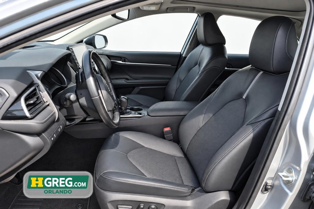 Used 2022 Toyota Camry XSE w/ Carpet Mat Package (TMS) FWD image 8
