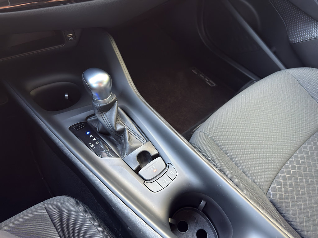 Used 2021 Toyota C-HR LE FWD image 21