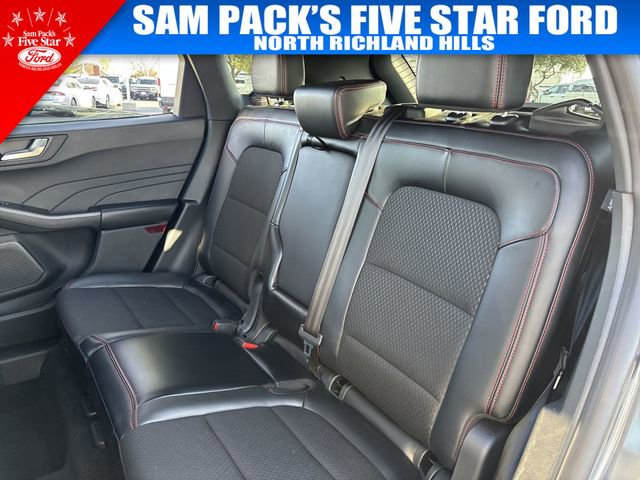 Used 2025 Ford Escape ST-Line image 30