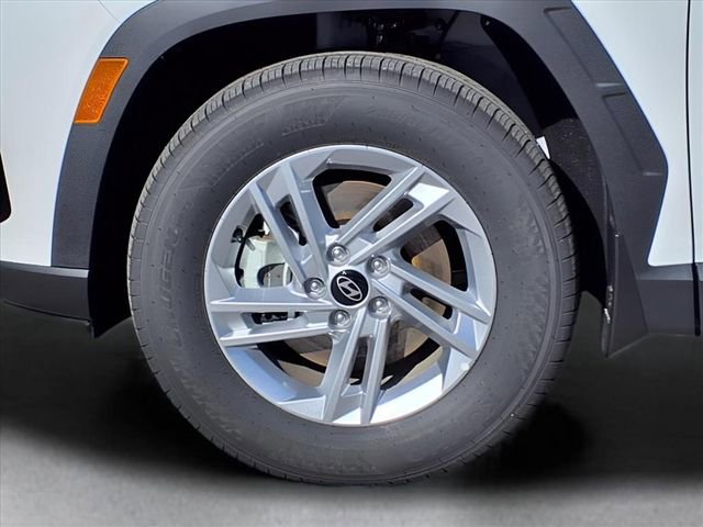 New 2025 Hyundai Tucson SE image 12
