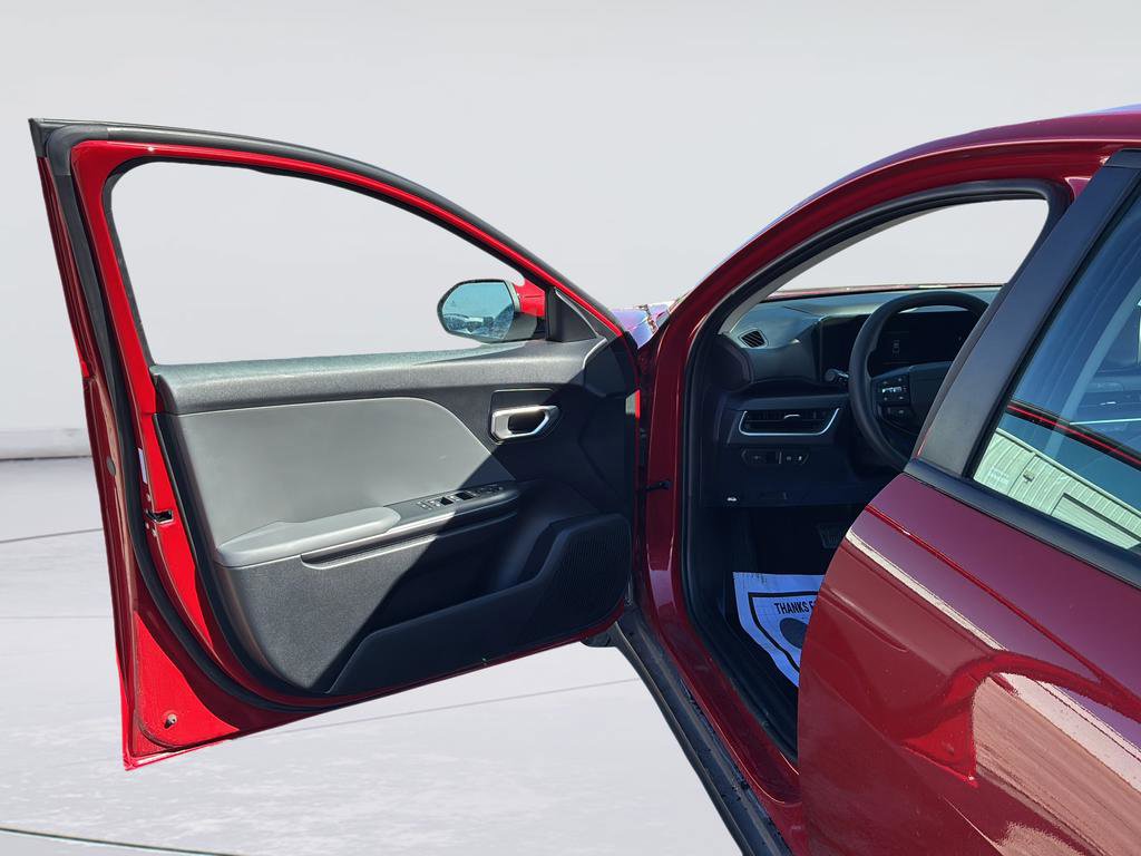 Certified 2025 Kia K4 image 34