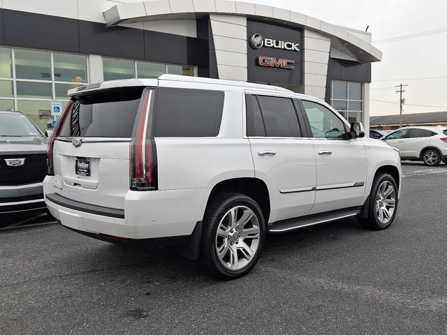 Used 2020 Cadillac Escalade Luxury image 6