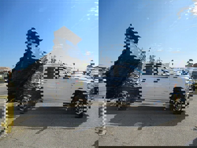 Used 2022 RAM 3500 Tradesman w/ Chrome Appearance Group image 5