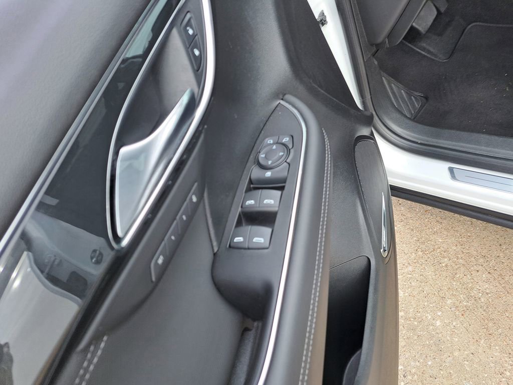 Used 2025 Buick Envision Preferred image 9