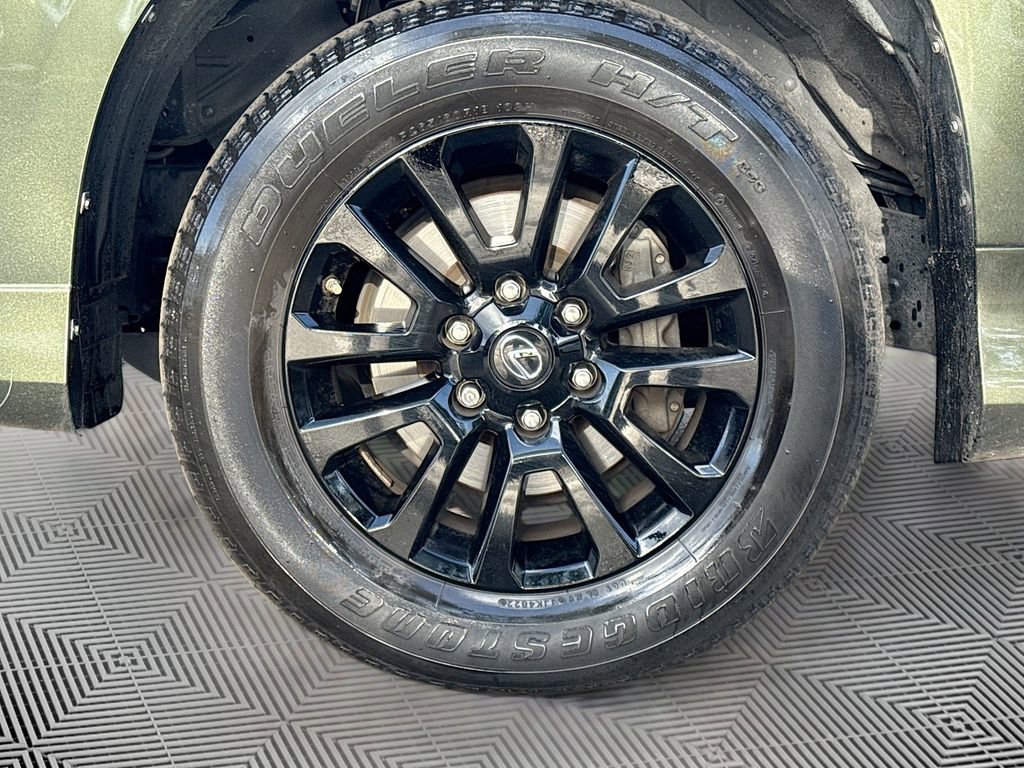 Used 2023 Lexus GX 460 w/ Black Line Special Edition image 33