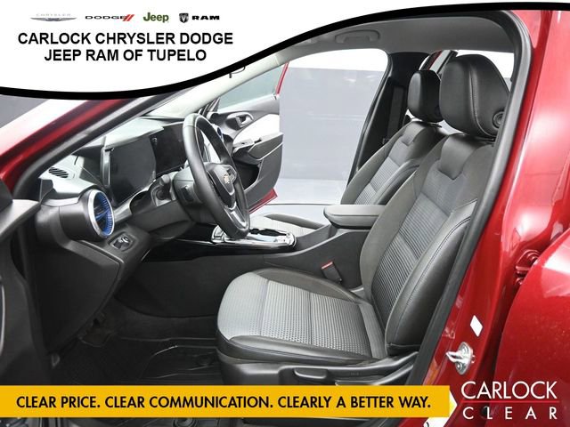 Used 2025 Chevrolet Trax LT w/ Driver Confidence Package image 10