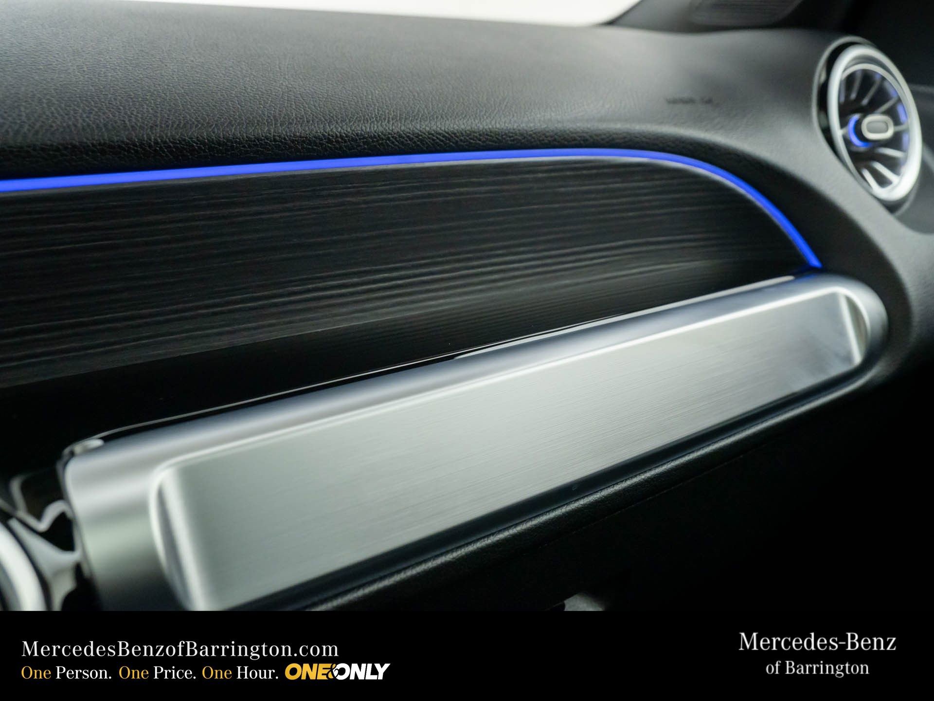 New 2026 Mercedes-Benz GLB 250 4MATIC image 36