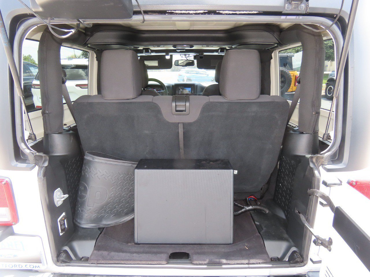 Used 2017 Jeep Wrangler Sport AWD/4WD image 14