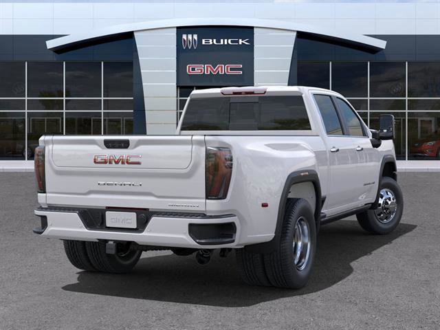 New 2025 GMC Sierra 3500 Denali w/ Denali Reserve Package image 4