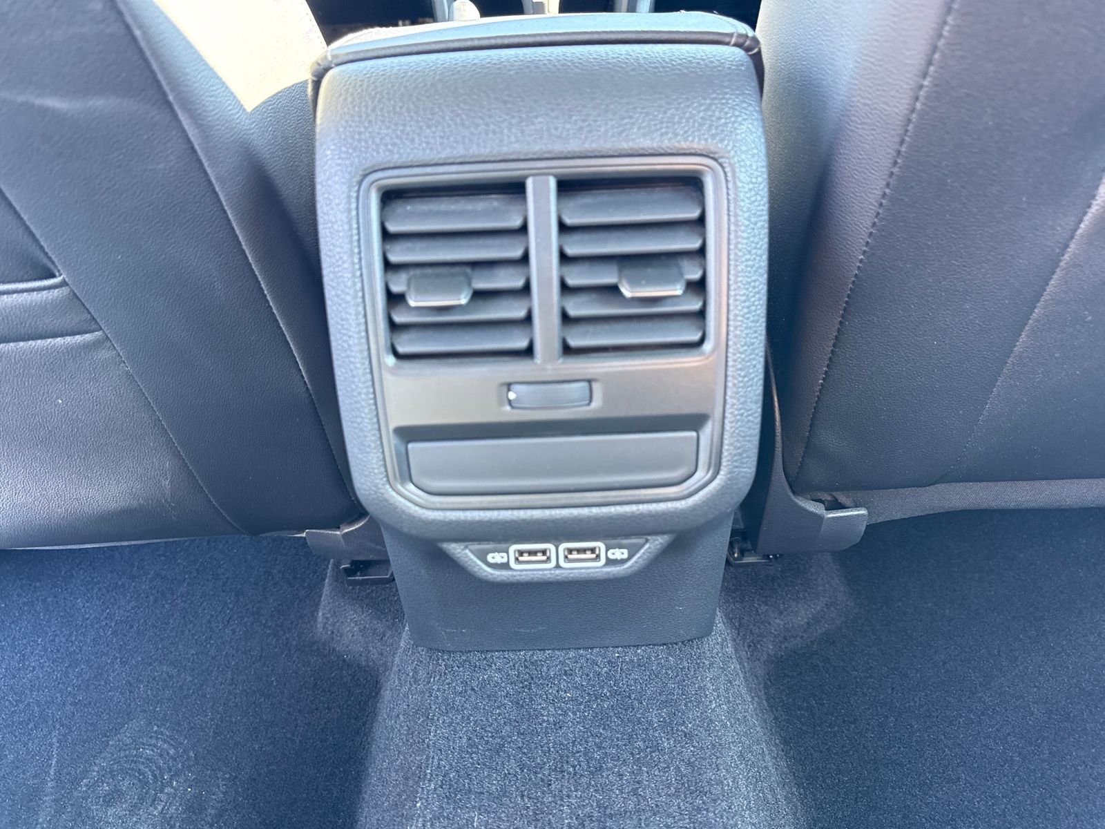 Certified 2021 Volkswagen Passat 2.0T SE image 37