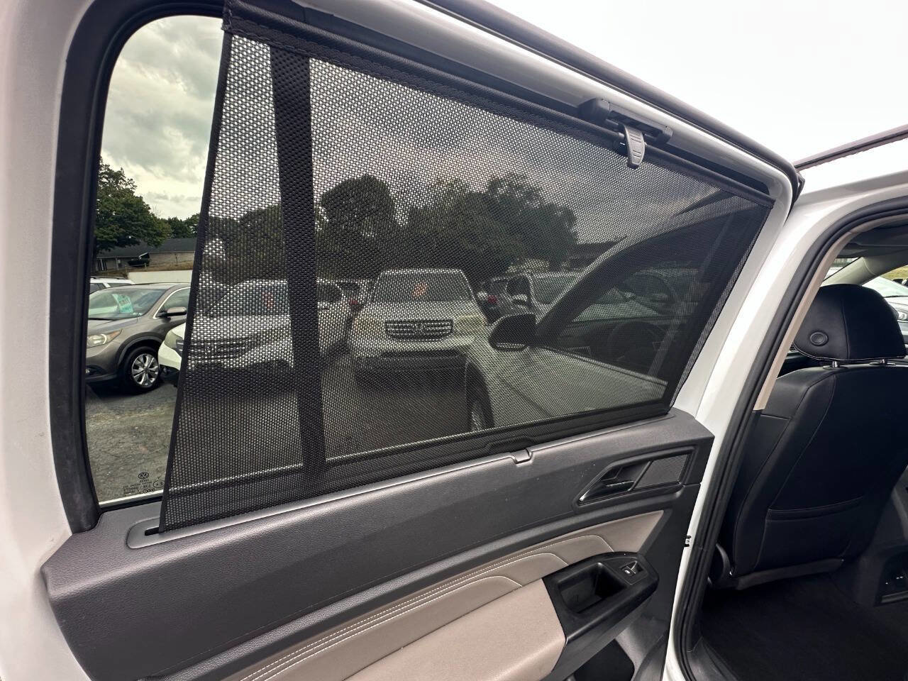 Used 2021 Volkswagen Atlas SE image 29