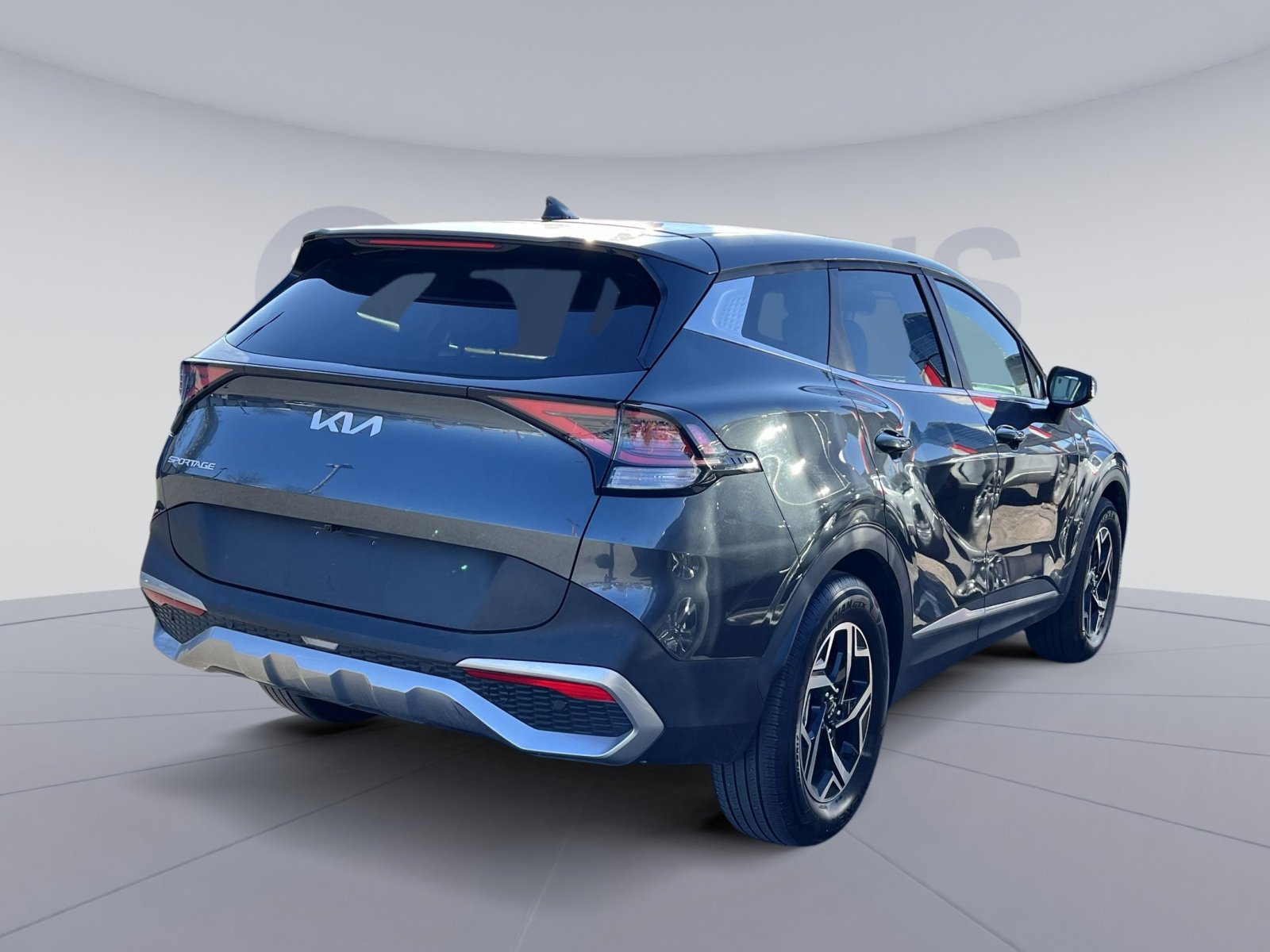 Used 2024 Kia Sportage LX image 7