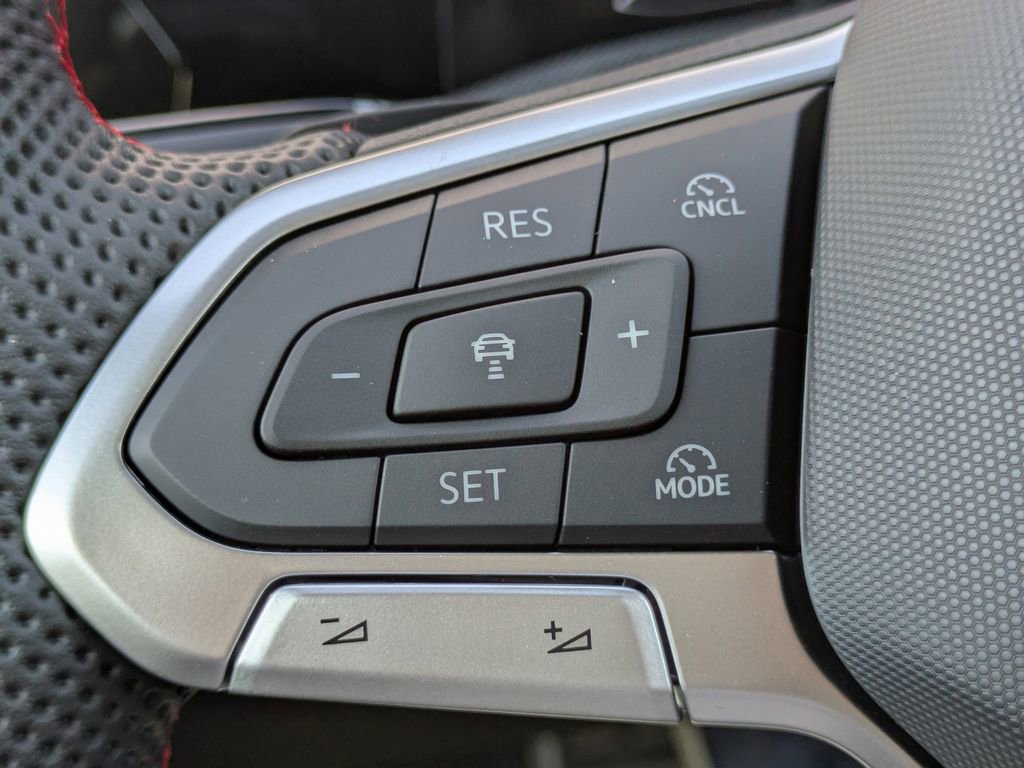 New 2026 Volkswagen GTI SE image 26