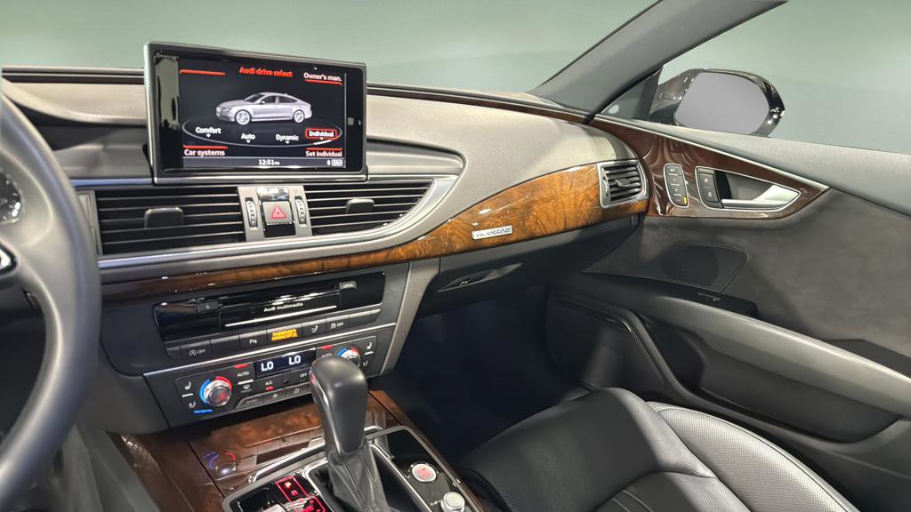 Used 2017 Audi A7 3.0T Prestige w/ Comfort Seating Package AWD/4WD image 28