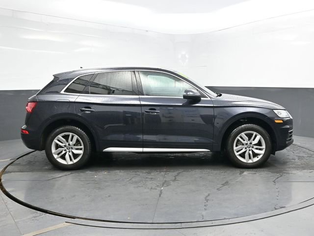 Used 2020 Audi Q5 2.0T Premium w/ Convenience Package image 8