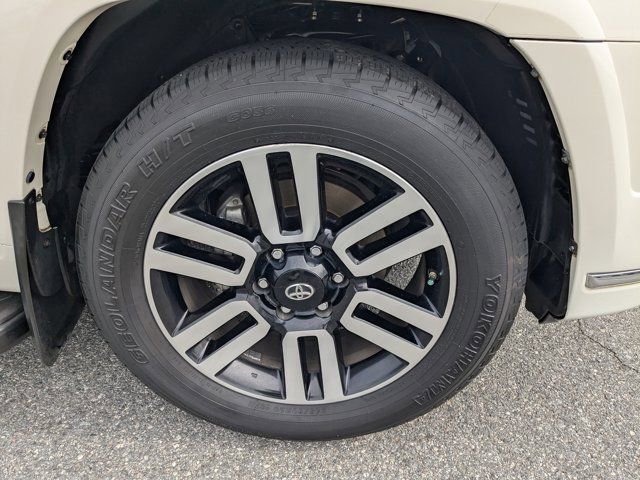 Used 2017 Toyota 4Runner Limited image 11