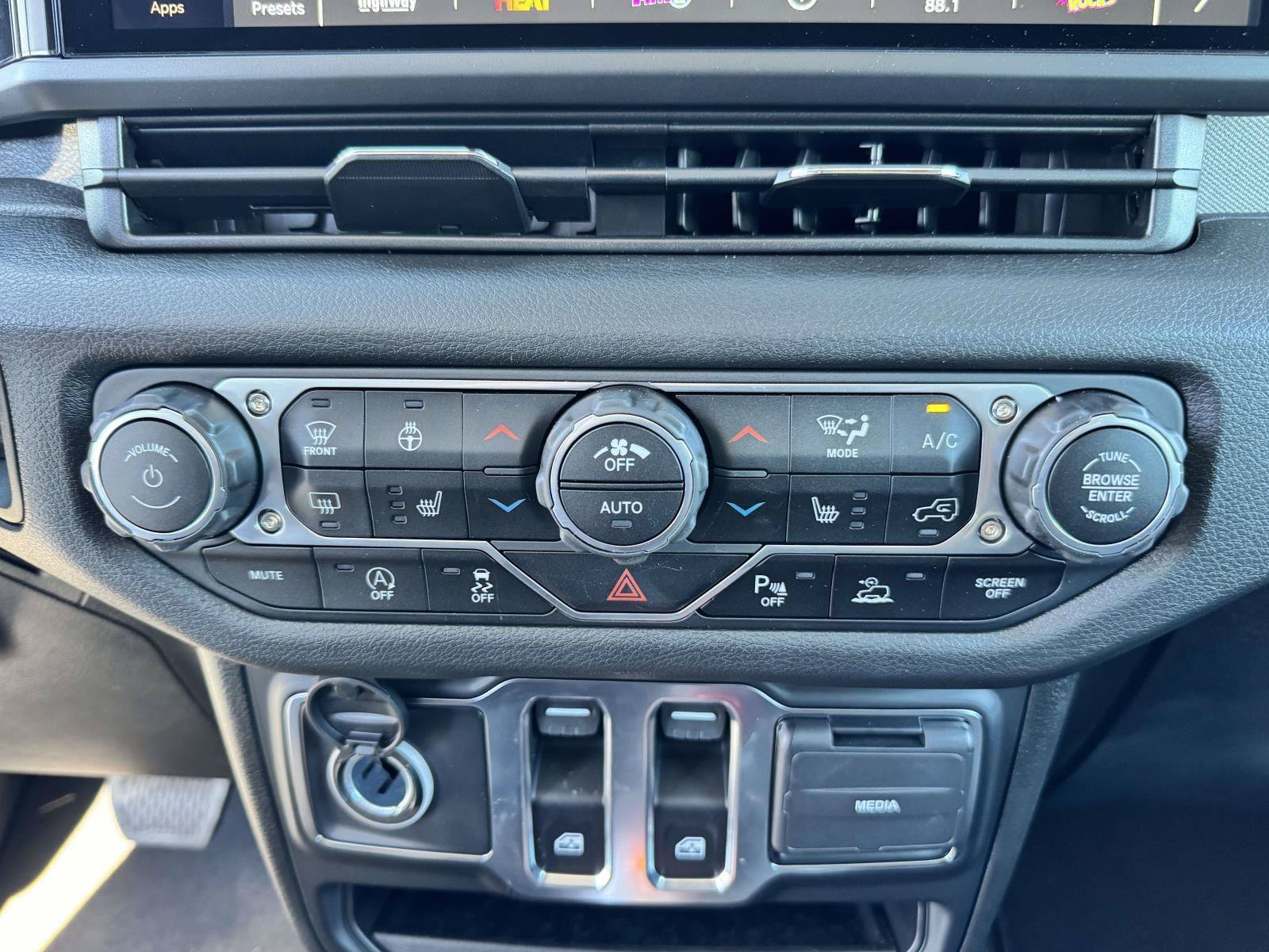 New 2025 Jeep Wrangler Sport AWD/4WD image 5