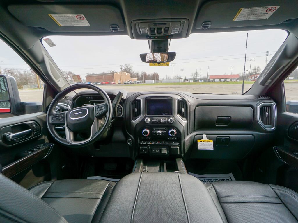 Used 2023 GMC Sierra 3500 Denali w/ Denali Ultimate Package image 2