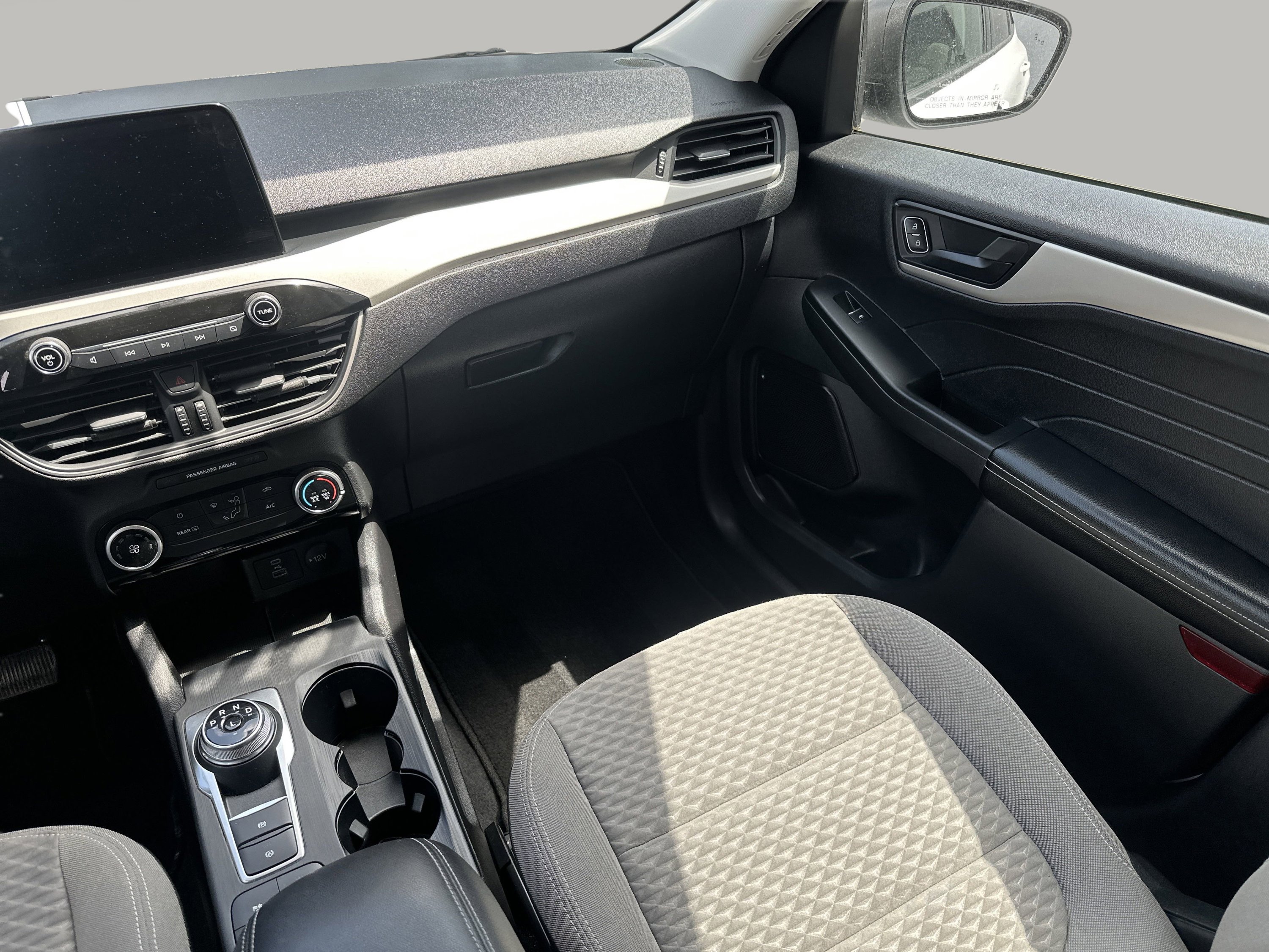 Used 2022 Ford Escape SE image 13