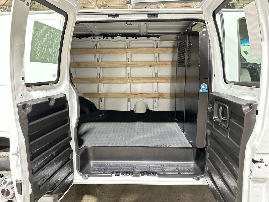Used 2024 GMC Savana 2500 w/ Driver Convenience Package image 23