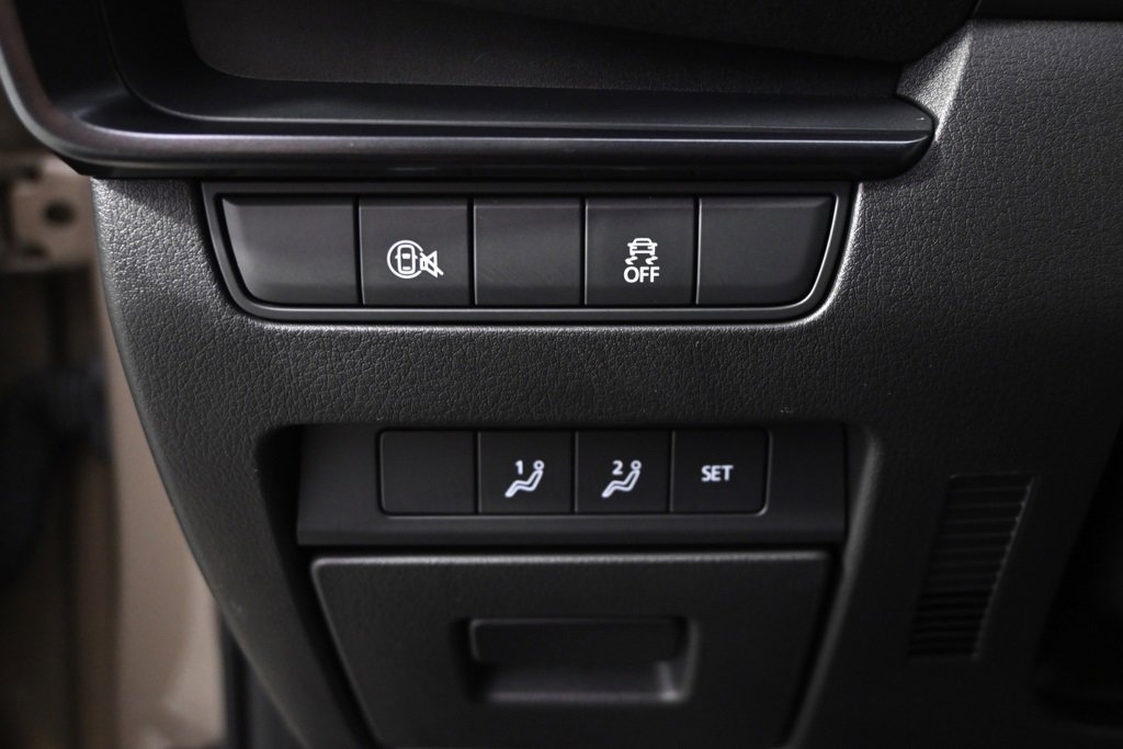 Certified 2025 MAZDA MAZDA3 Carbon image 24