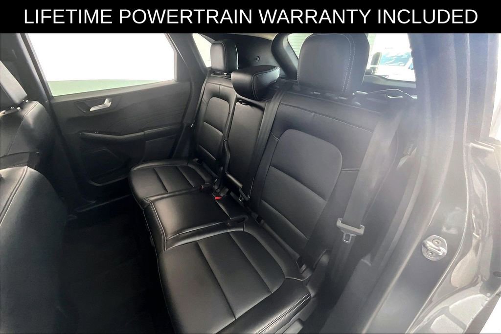 Used 2025 Ford Escape Platinum AWD/4WD image 35