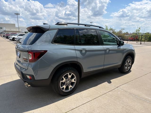 Used 2023 Honda Passport TrailSport image 5