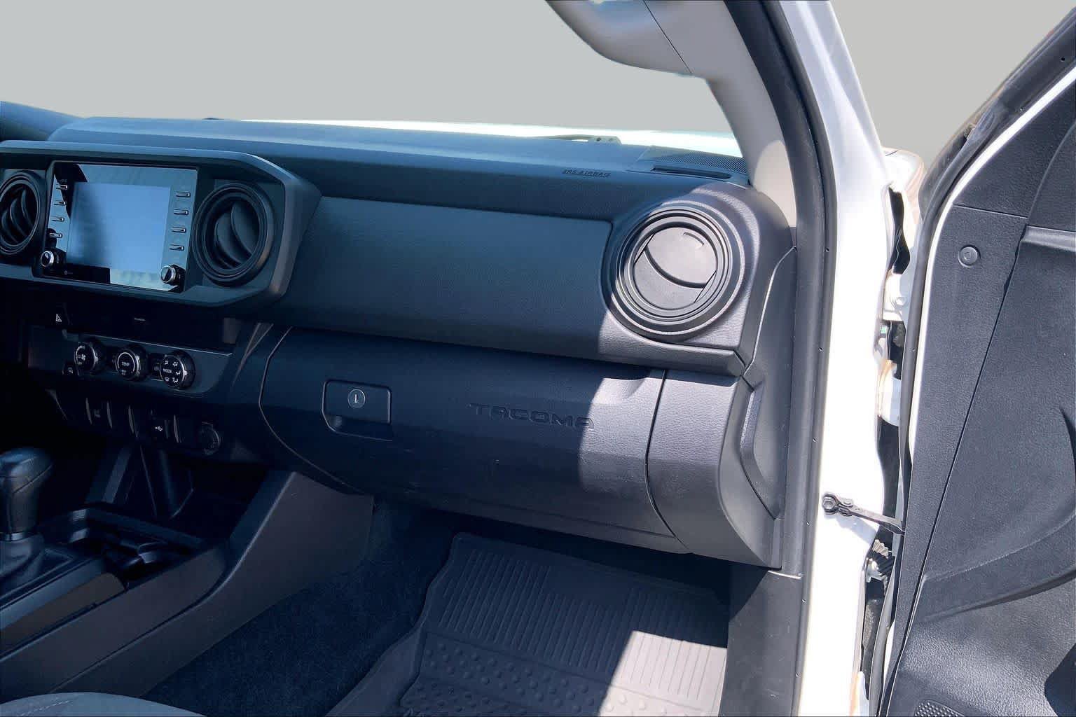 Used 2023 Toyota Tacoma SR RWD image 17