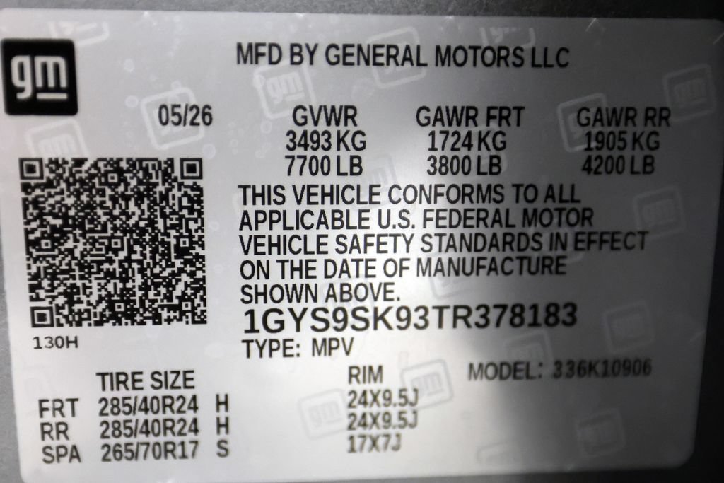 Used 2026 Cadillac Escalade ESV V w/ LPO, ONYX Package AWD/4WD image 57
