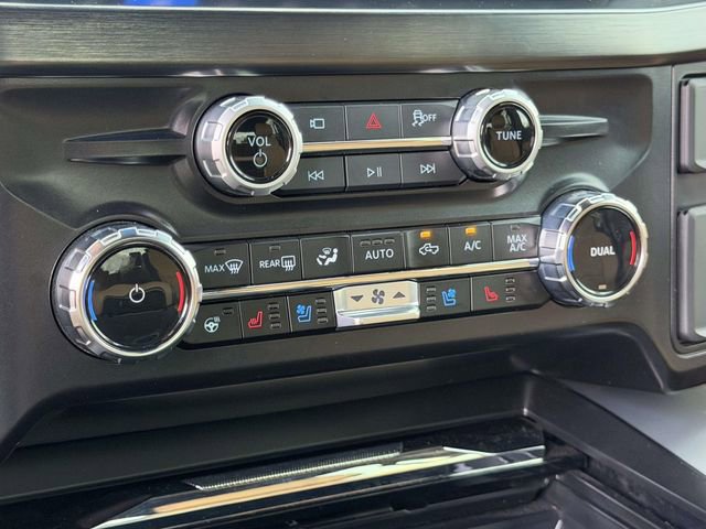 Used 2026 Ford F250 Lariat w/ FX4 Off-Road Package AWD/4WD image 27