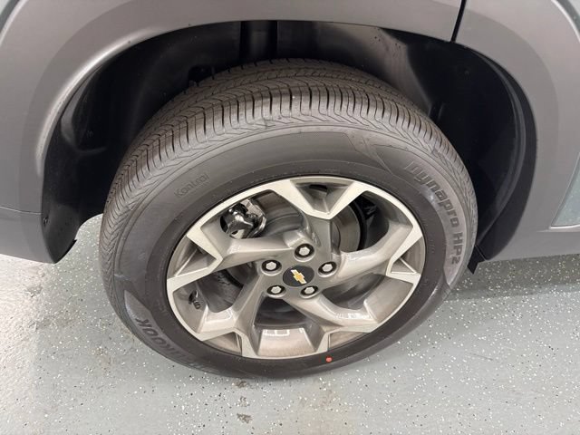 New 2026 Chevrolet Trax LT FWD image 9