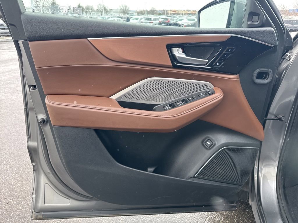 Certified 2024 Acura MDX SH-AWD w/ Technology Package image 35
