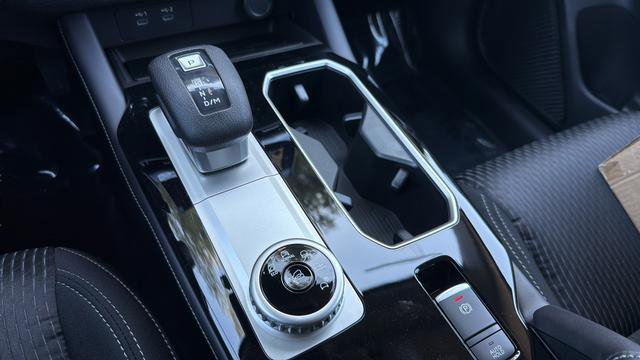 New 2026 Mitsubishi Outlander ES image 19