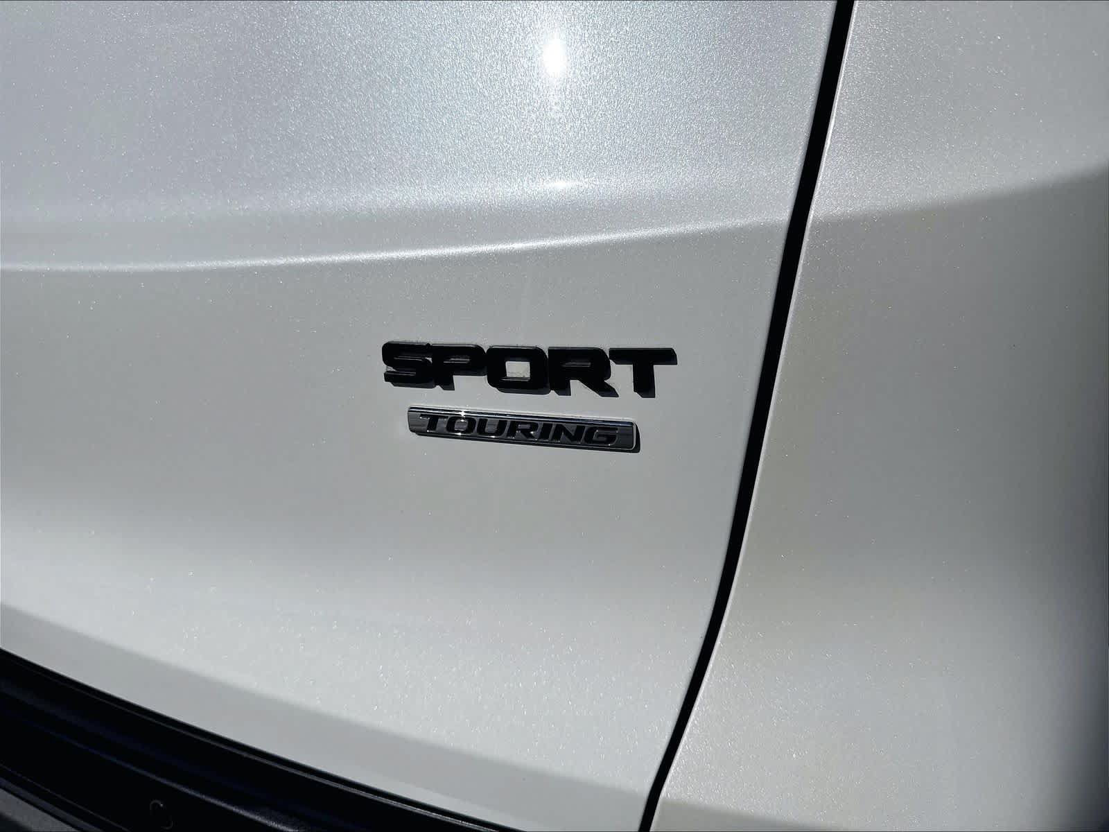 Used 2025 Honda CR-V Sport Touring image 12