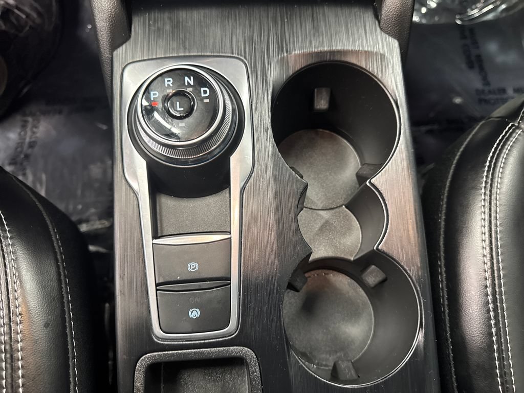 Certified 2025 Ford Escape Platinum AWD/4WD image 26