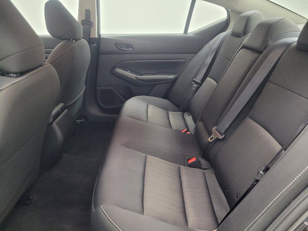 Used 2024 Nissan Altima 2.5 SV image 18