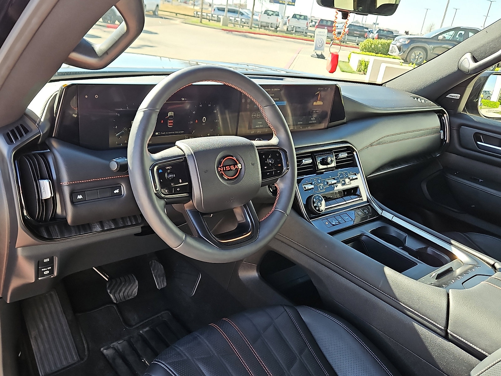 Used 2025 Nissan Armada PRO-4X image 13