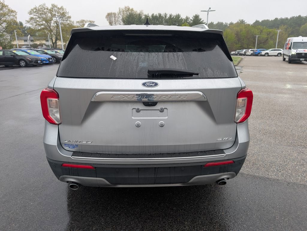 Used 2021 Ford Explorer Limited w/ Equipment Group 301A AWD/4WD image 4