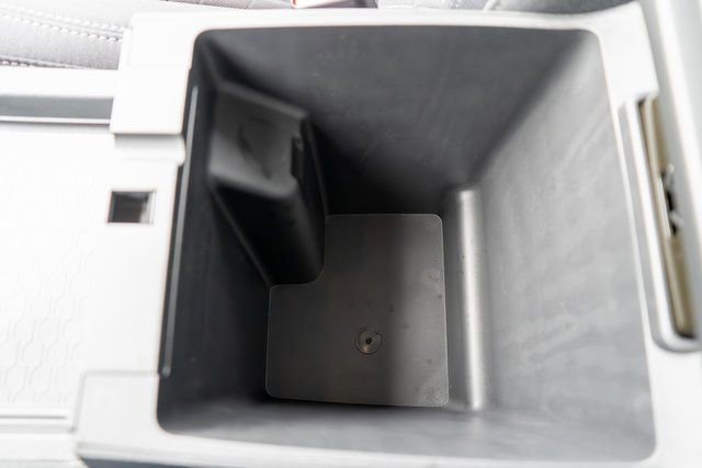 Certified 2025 Nissan Frontier SV image 34